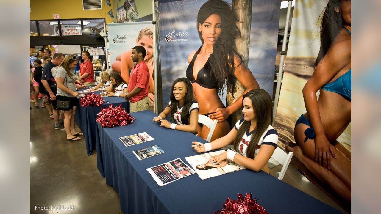 Houston Texans Cheerleaders swimsuit calendar signing