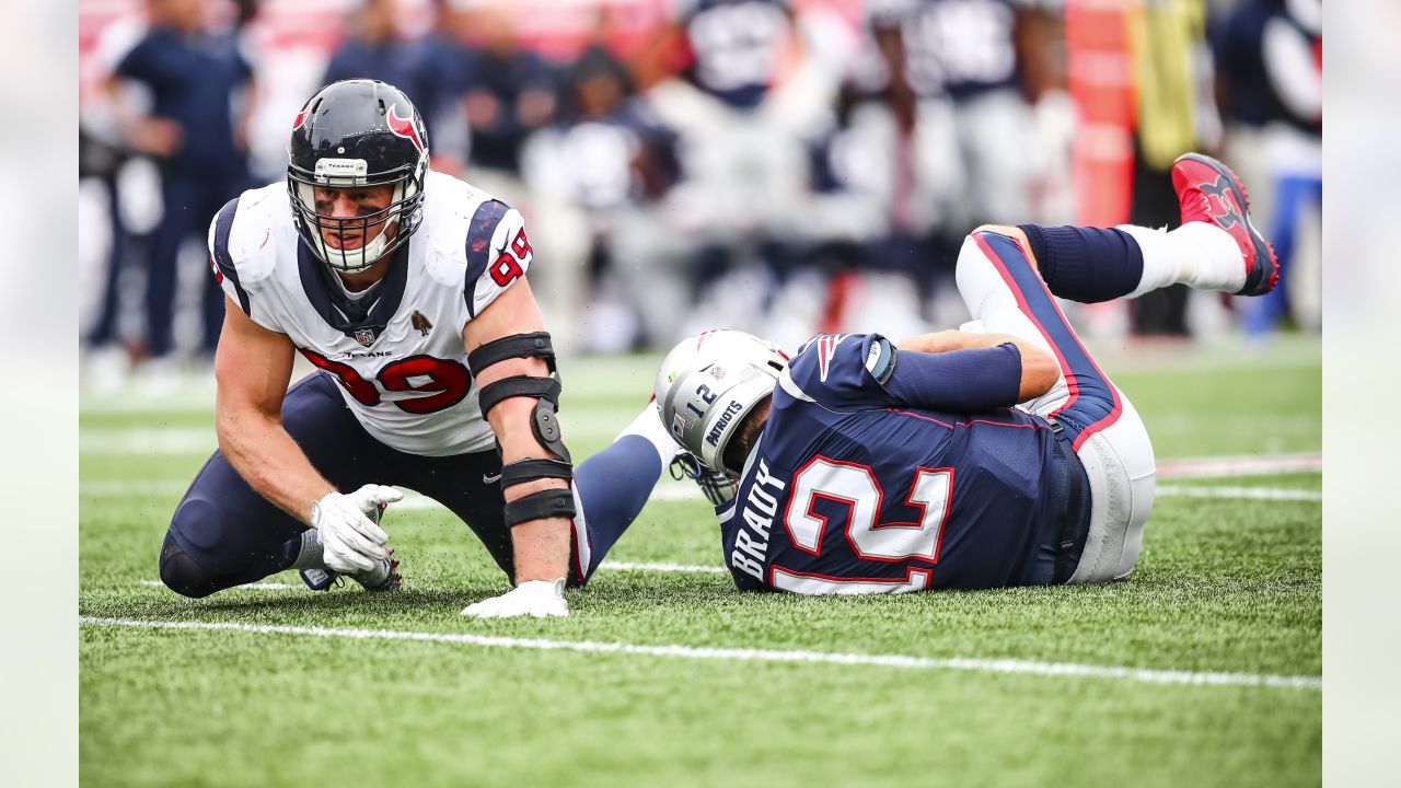 Houston Texans defensive end J.J. Watt (99) before an NFL football game  against the Oakland Raiders Sunday, Oct. 27, 2019, in Houston. (AP  Photo/Michael Wyke Stock Photo - Alamy