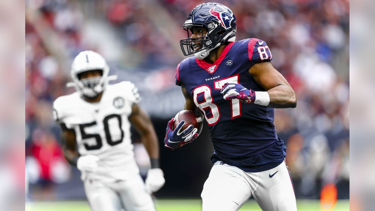 Tight end Darren Fells delivers Texans' longest play of season