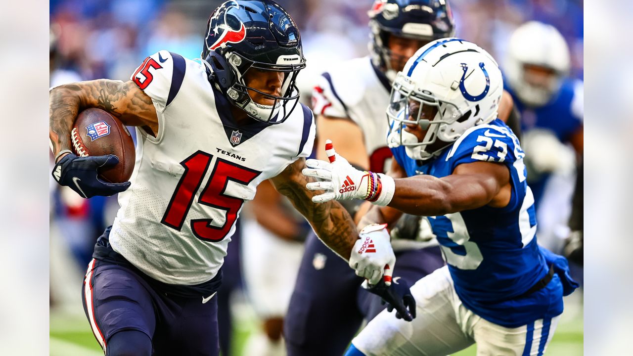 Houston Texans defensive back Terrence Brooks (29) defends during