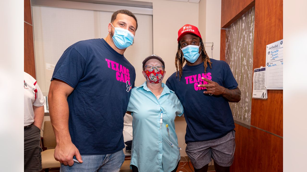 Texans DB Tremon Smith shares his experience visiting Houston Methodist  cancer patients with his teammate LB Garret Wallow