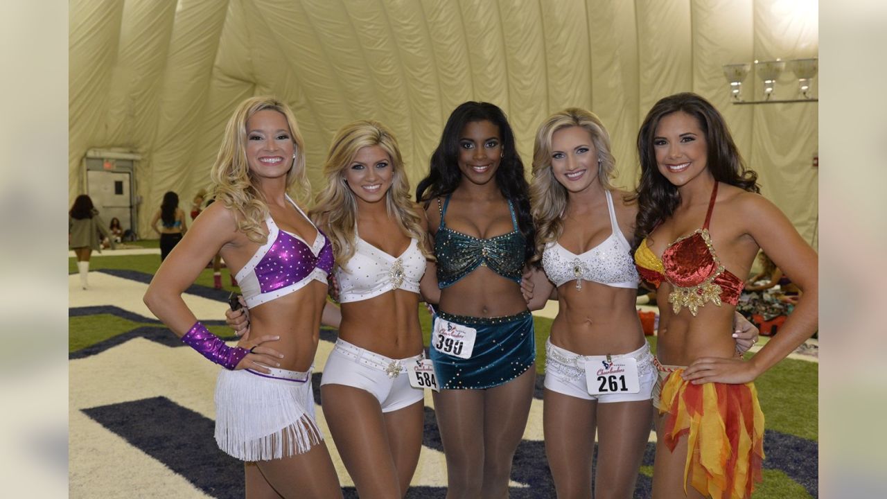 Los Angeles Rams are hosting preliminary Cheerleader Auditions