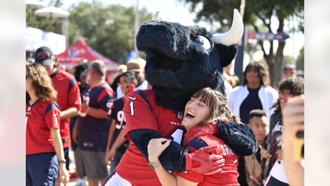 \ud83d\udcf8 Fans at Texans vs. Steelers | Week 4