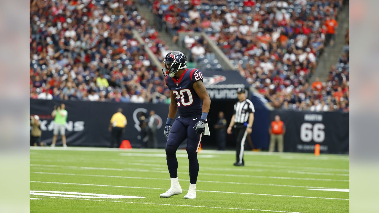 Texans cut Marcus Burley