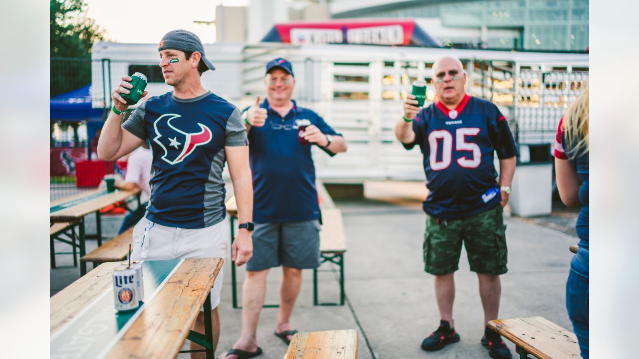 Tailgators take over NRG ahead of Houston Texans kickoff against the Colts  