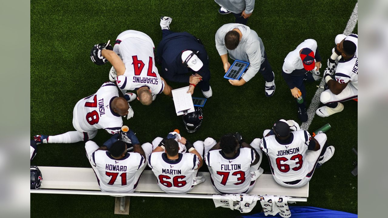 \ud83d\udcf8 | Mexico fans visit NRG Stadium for Liberty White Out game