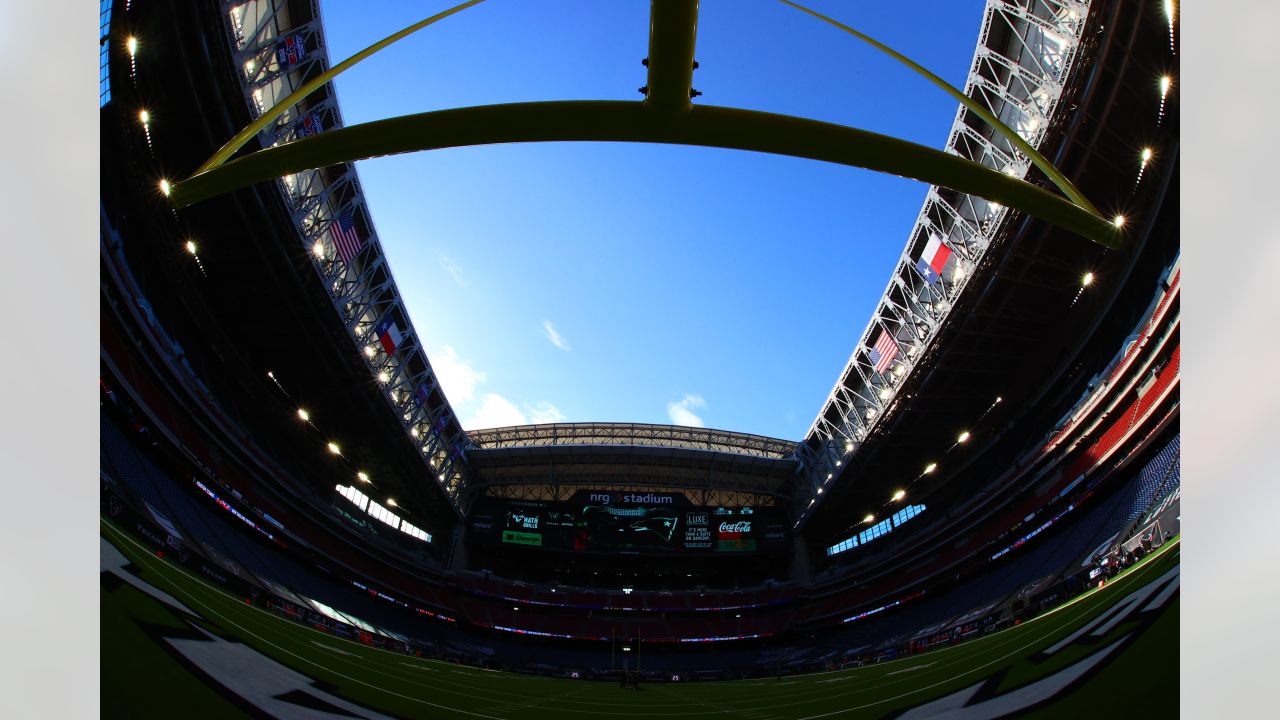 Raise the roof!: For first time in 6 years, NRG Stadium roof will