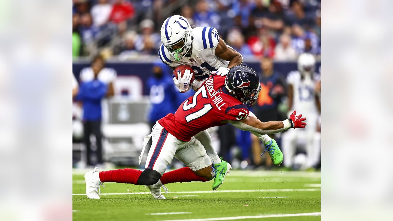 Texans no match for Colts in playoff loss