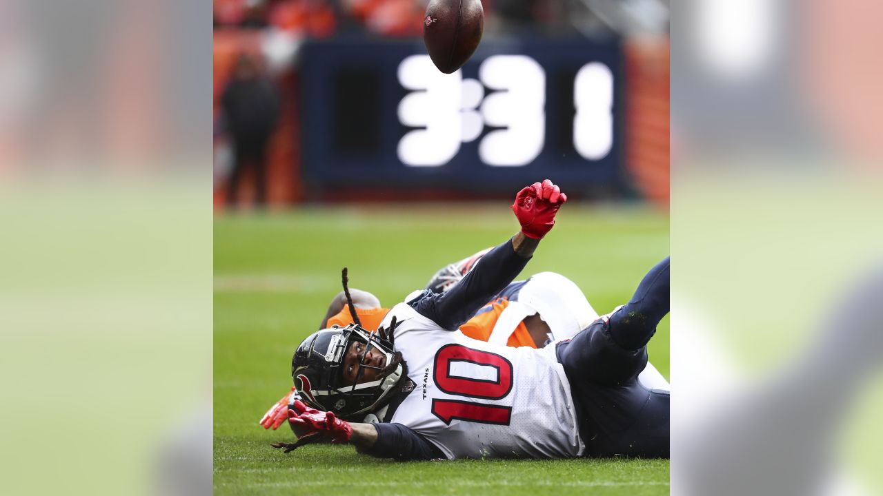 DeAndre Hopkins is 1 of 4 players with 99 rating in Madden 20