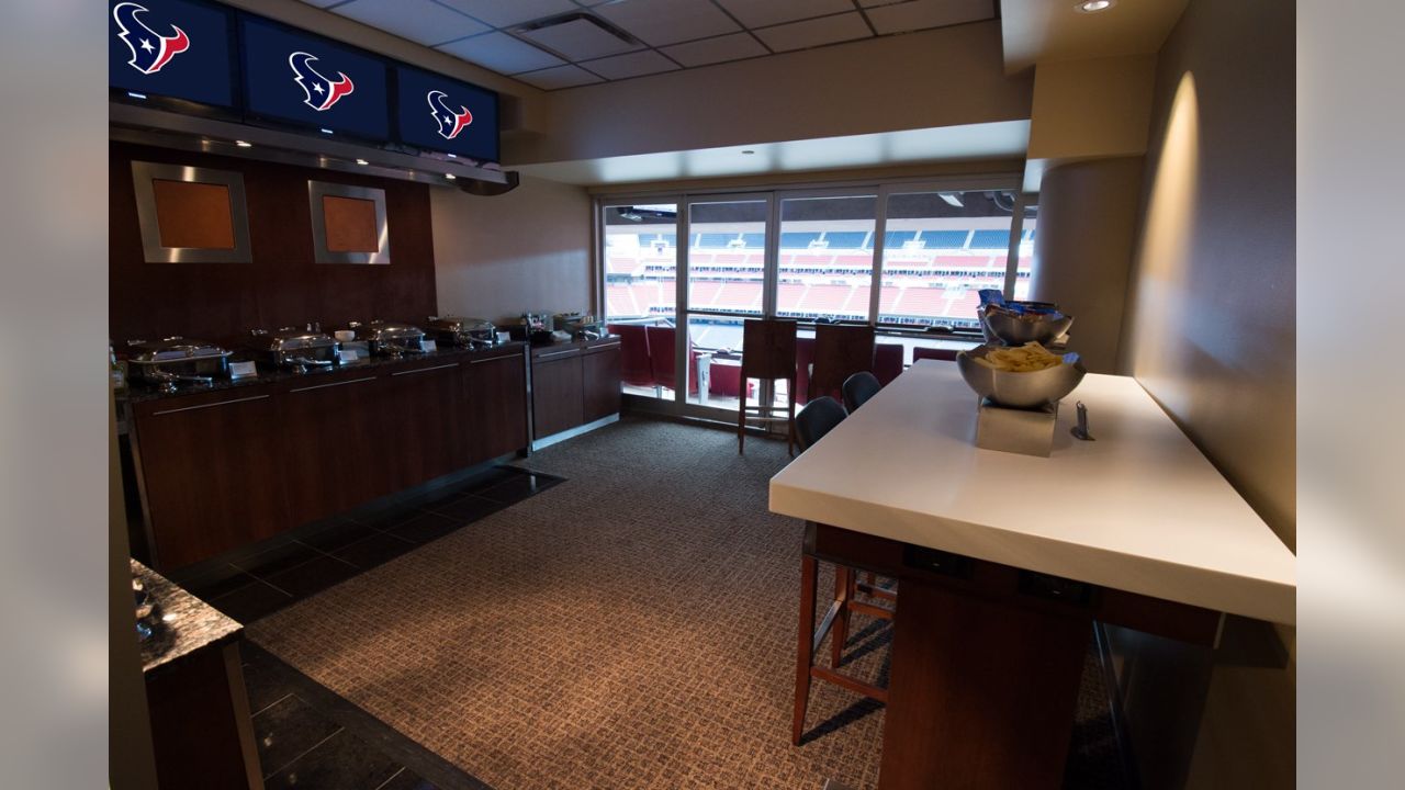 Houston Texans Luxury Suites Offer the Best View of the Game