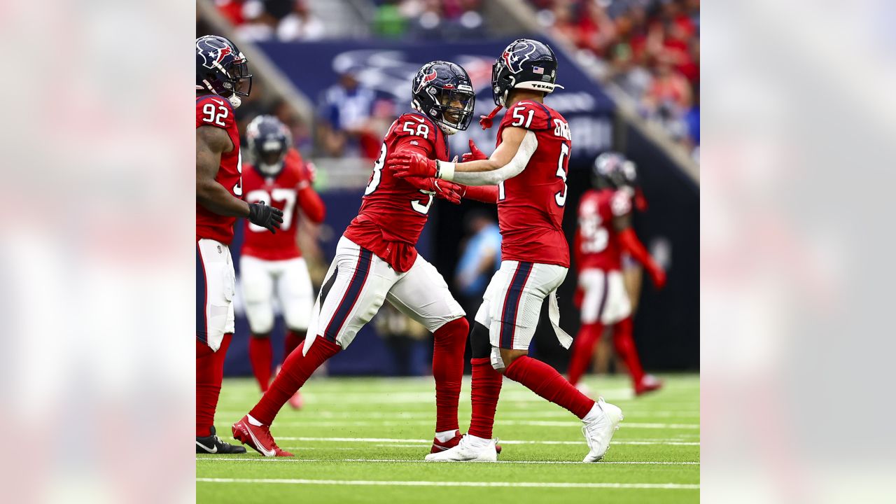 Houston Texans: Youth movement at LB sees Kamu Grugier-Hill cut