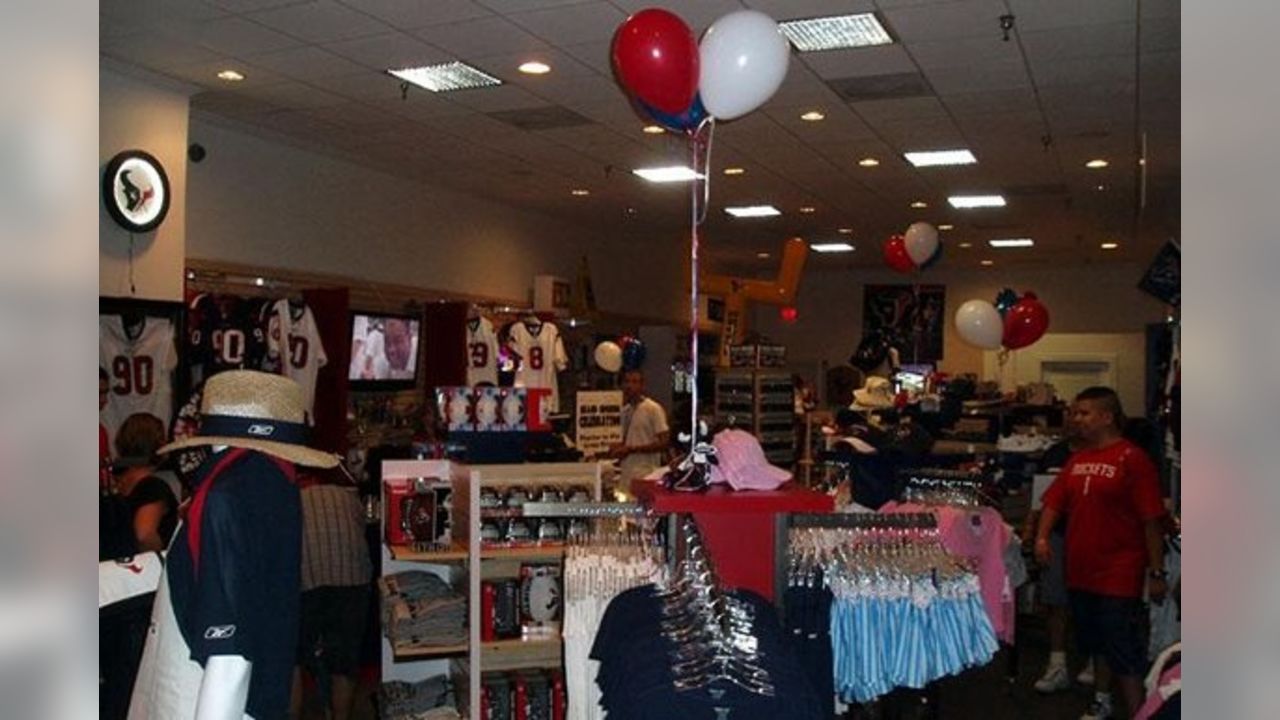 Texans Pro Shop in the Woodlands