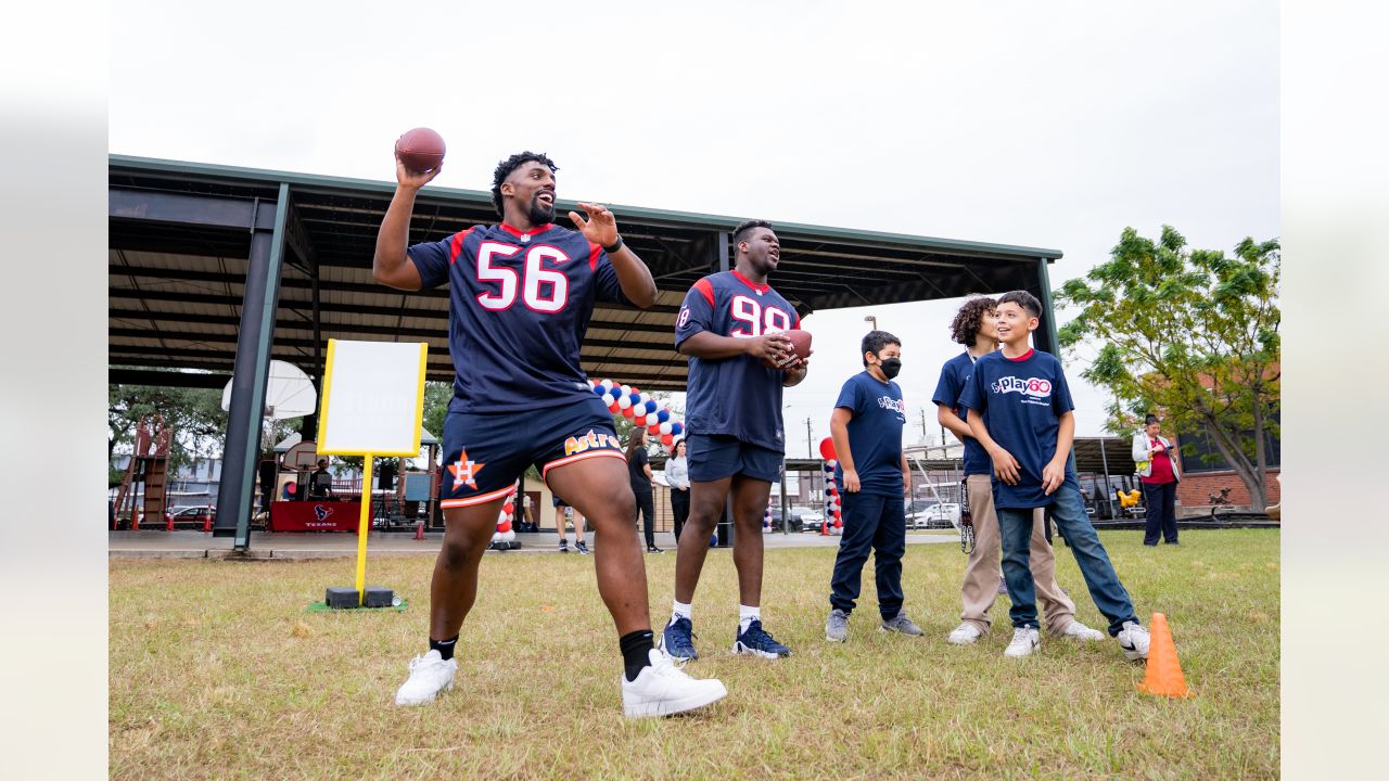 Redskins, kids Play 60 at Belvoir Annual youth fitness event included some  40 children from JBM-HH, Article