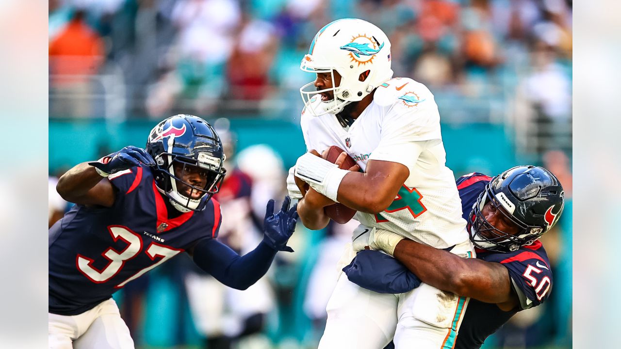 Texans' Tyrod Taylor throws touchdown pass to David Johnson