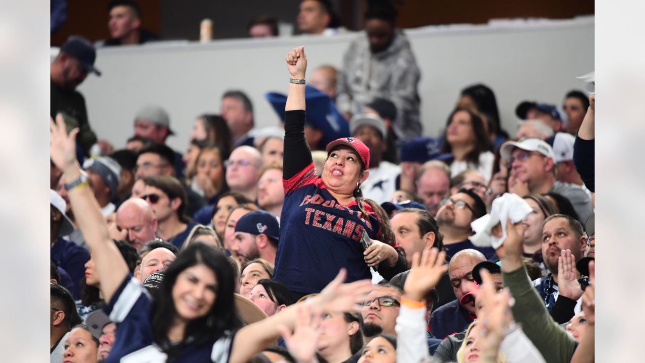 It's a beautiful day to be a Texans fan, Cowboy fans y'all be