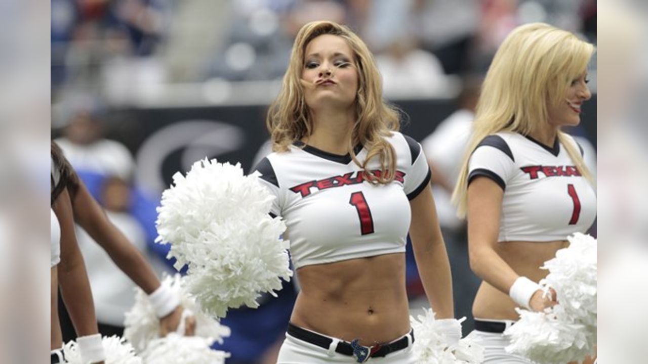 NFL cheerleaders 2010