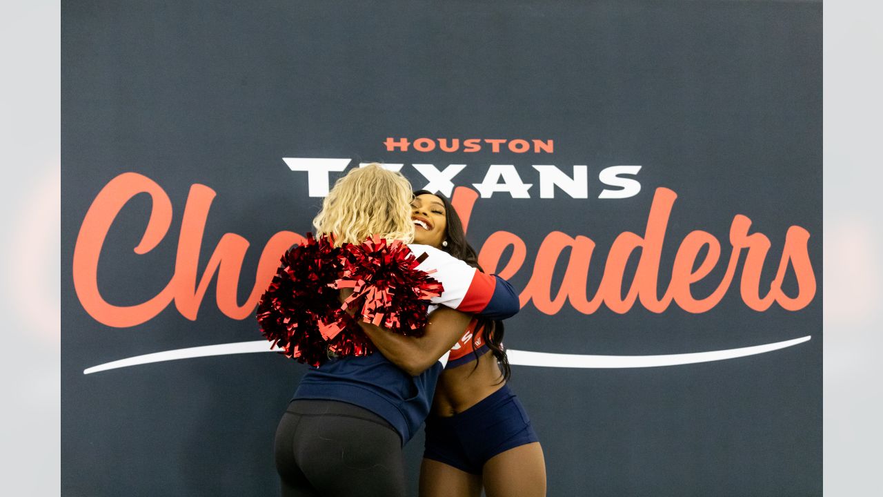 PHOTOS: Houston Texans cheerleaders unveil brand new calendar - ABC13  Houston