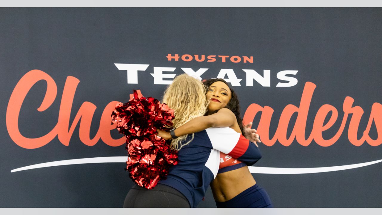 PHOTOS: Houston Texans cheerleaders unveil brand new calendar - ABC13  Houston