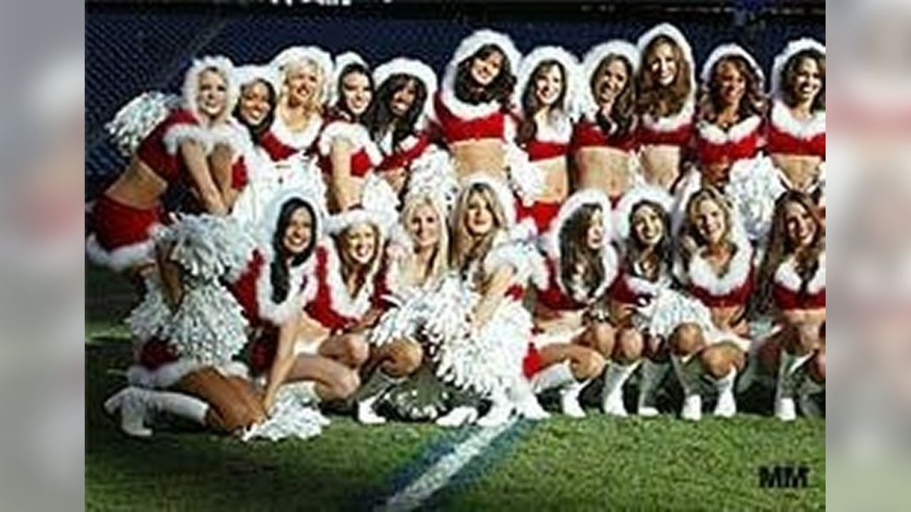 A Very NFL Cheerleaders Christmas