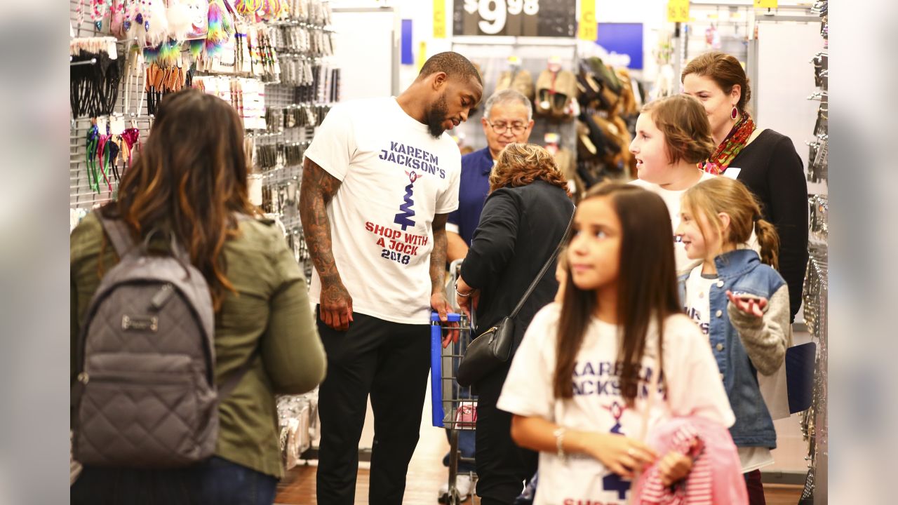 PHOTOS: 2022 Shop With A Jock