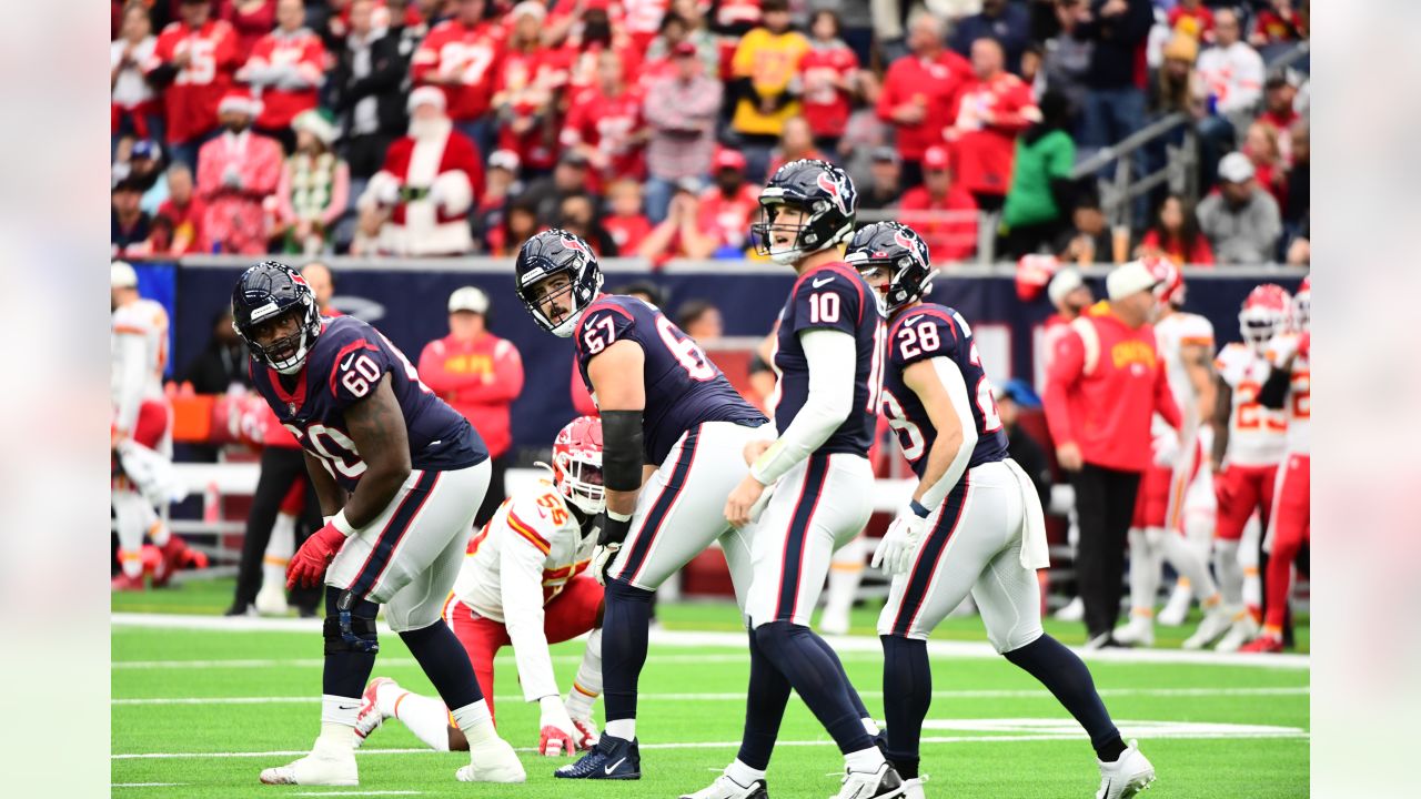 Photo Gallery: Chiefs vs. Texans Game Action