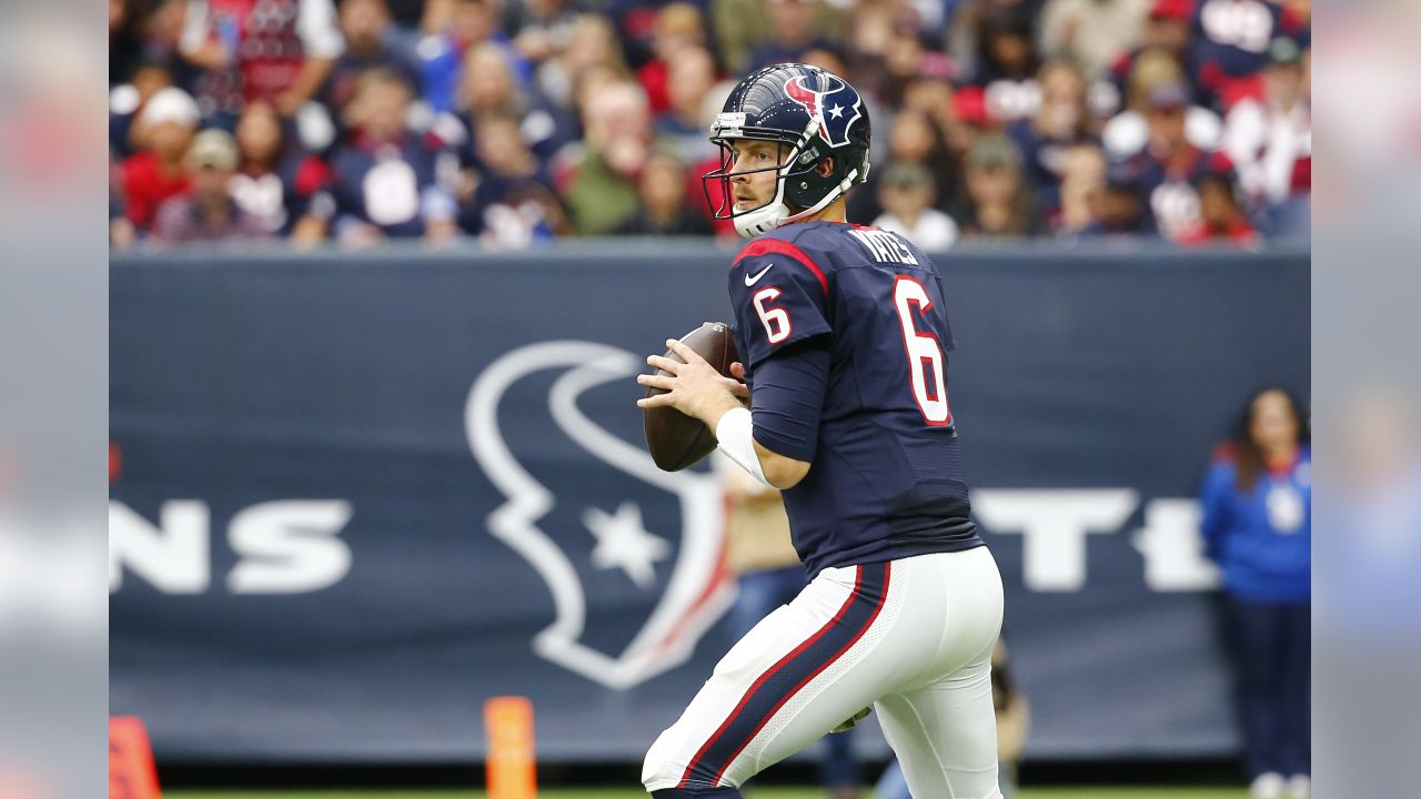 Houston Texans on Twitter: For the third time in his career, T.J. Yates is  a member of the Houston #Texans. 