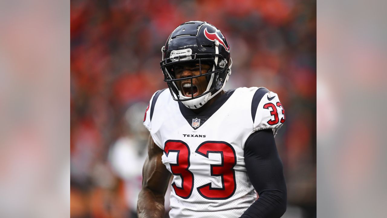 Demaryius Thomas wants to remain with Texans, doesn't want to retire