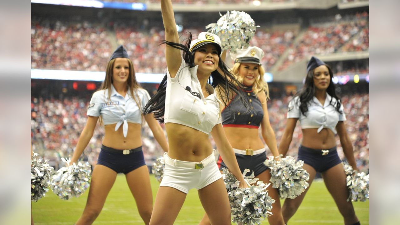 Houston Texans Cheerleaders Photos from Texans vs New York Giants – Page 9  – Pro Dance Cheer