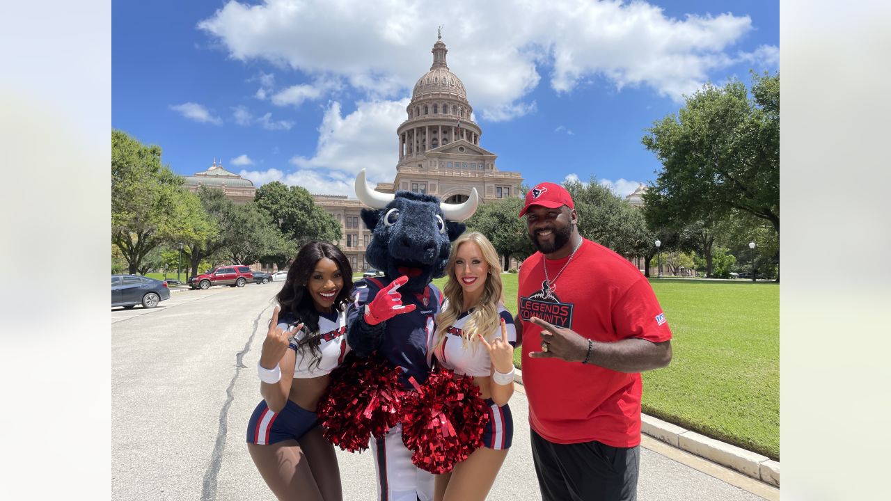 Tailgators take over NRG ahead of Houston Texans kickoff against the Colts  