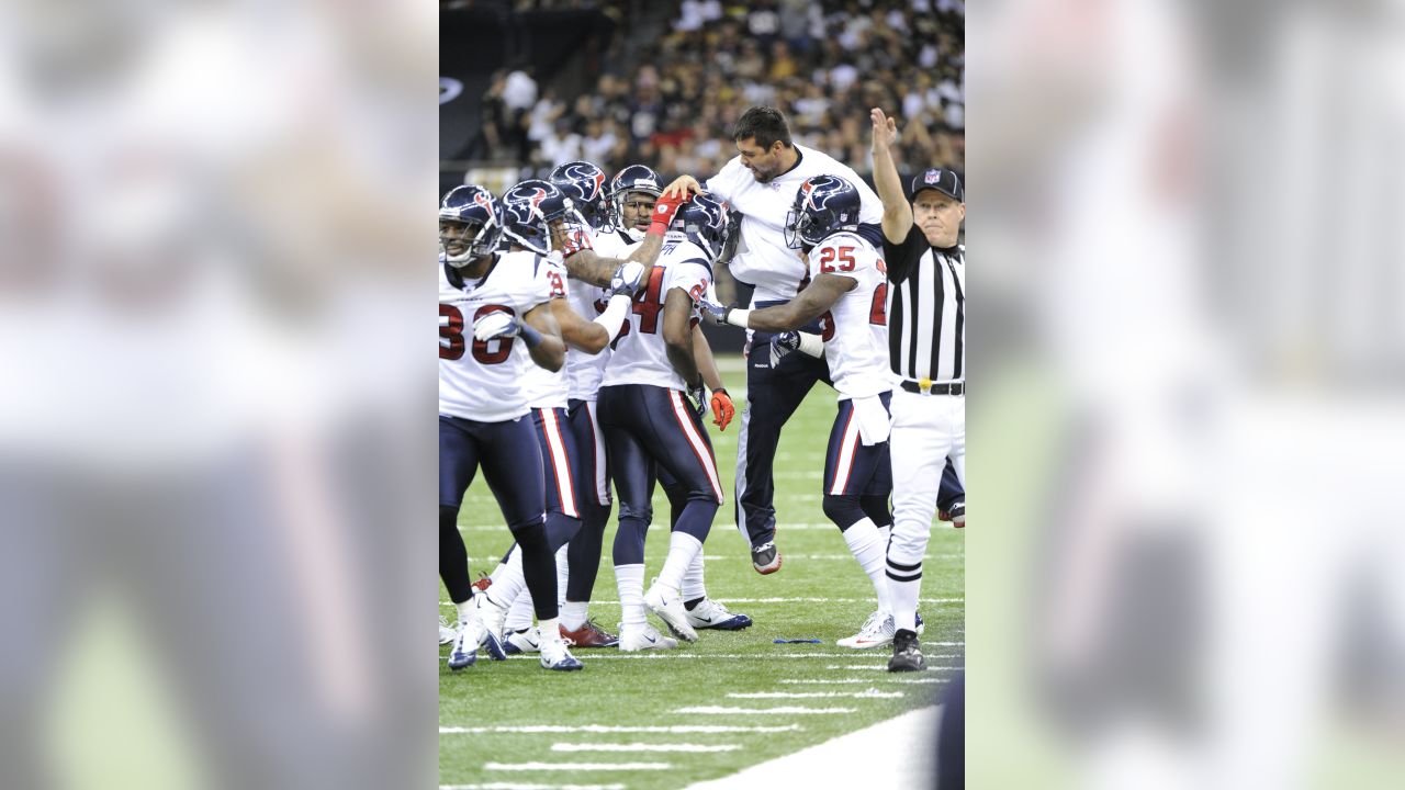 Johnathan Joseph 'Instrumental' In Houston Texans Secondary Development -  Sports Illustrated Houston Texans News, Analysis and More