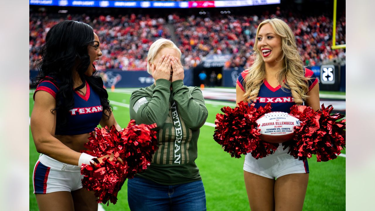 U.S. Army Sgt. Joanna Ellenbeck and Family Surprised with Mortgage-Free  Home During Houston Texans Game - Hello Woodlands