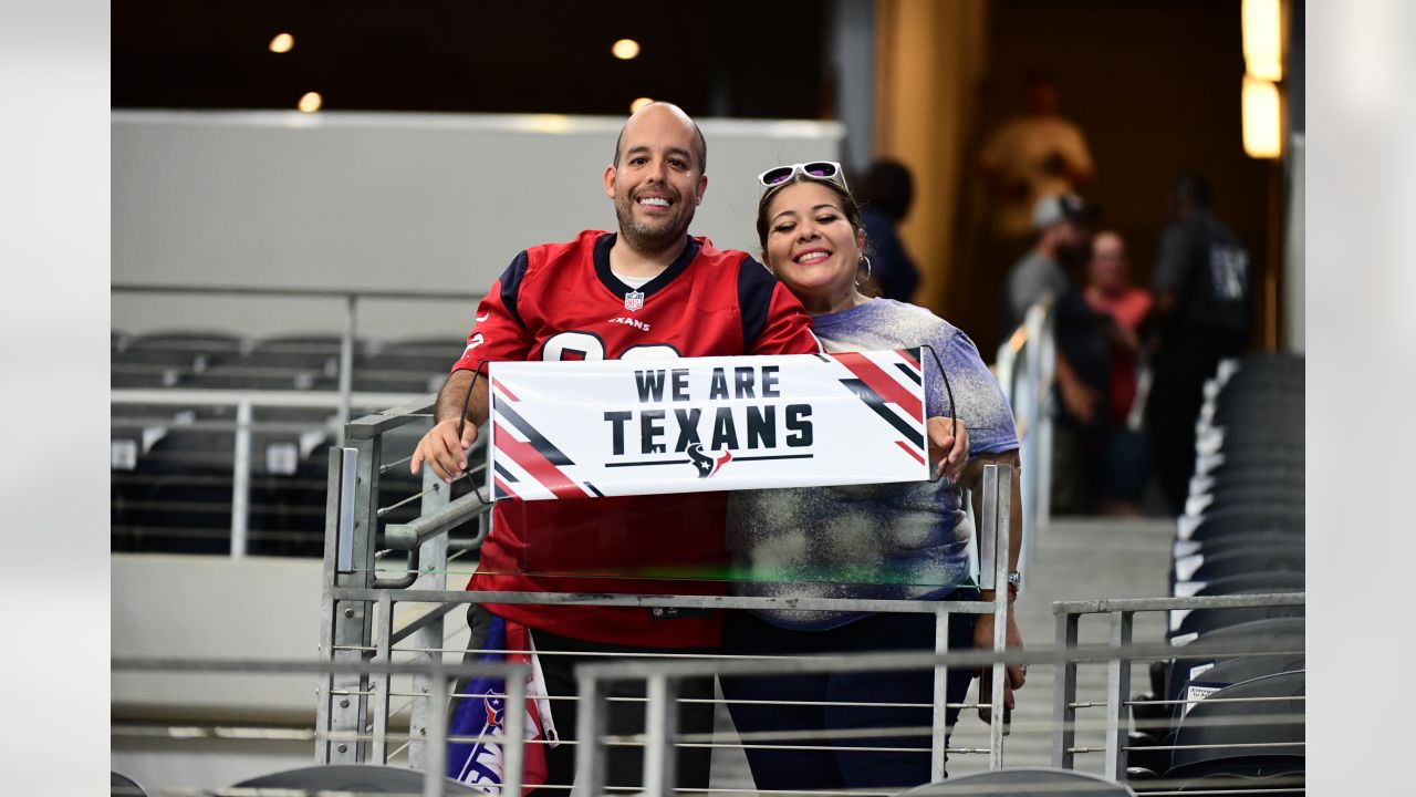 \ud83d\udcf8 Texans Fam in Dallas