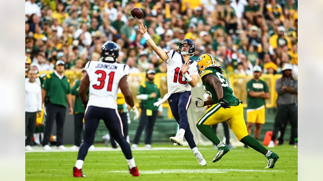 Love showcases his skills, Packers fall to Texans 26-7 in first