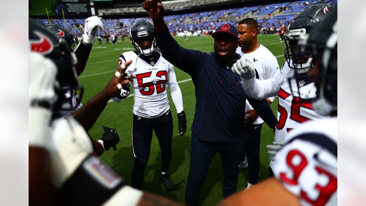 \ud83d\udcf8 Pregame Warmups: Texans prepare for 2023 season opener at Ravens