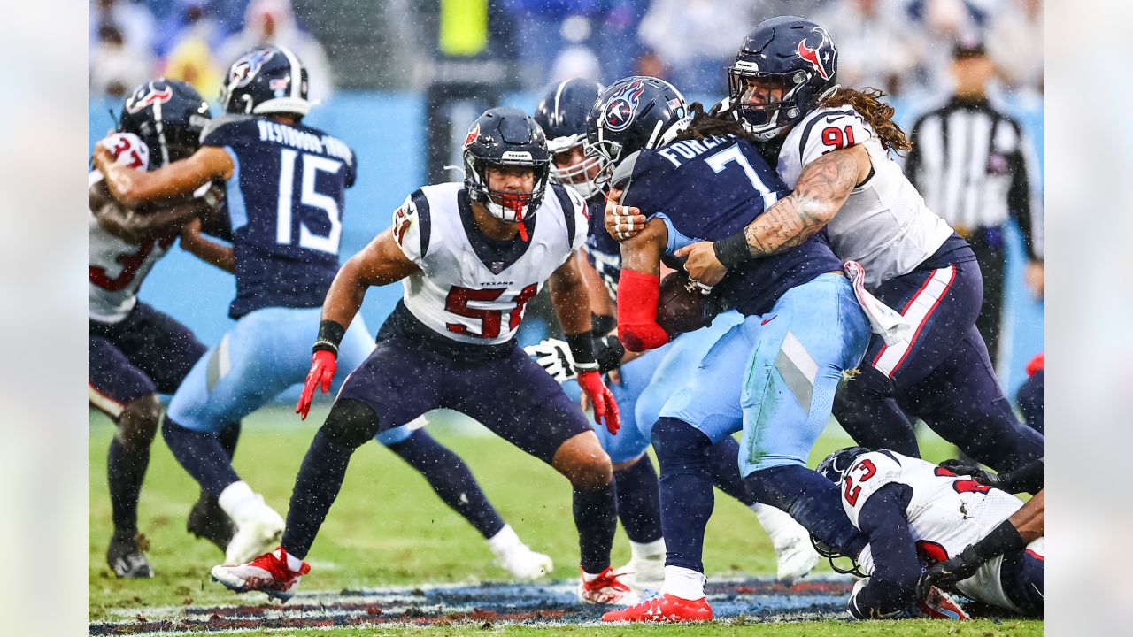 October 30, 2022, Houston, Texas, USA: Tennessee Titans defensive tackle  Teair Tart (93) reacts as he leaves the field of the game against the  Houston Texans at NRG Stadium. Mandatory Credit: Maria