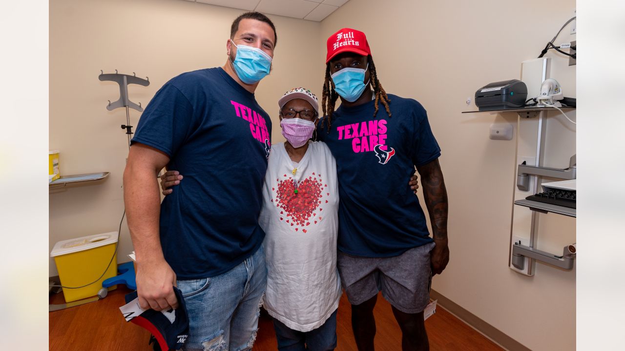 Texans DB Tremon Smith shares his experience visiting Houston Methodist  cancer patients with his teammate LB Garret Wallow