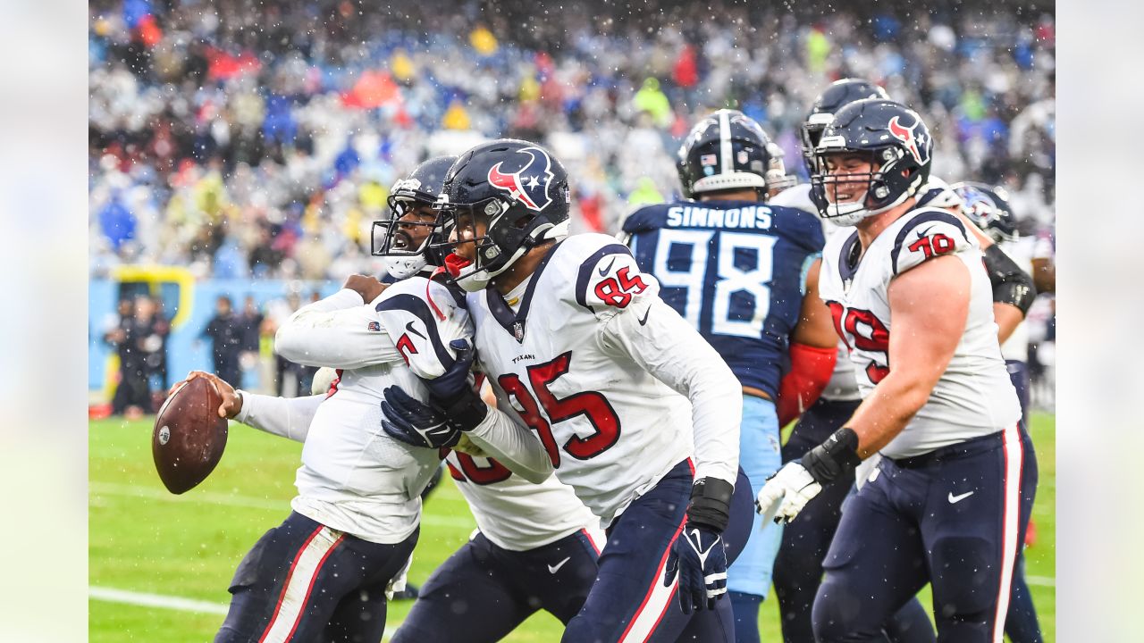 The Houston Texans fell 17-10 to the Tennessee Titans at home, but the  final score did not reflect Houston's struggles, both offensively and  defensively.