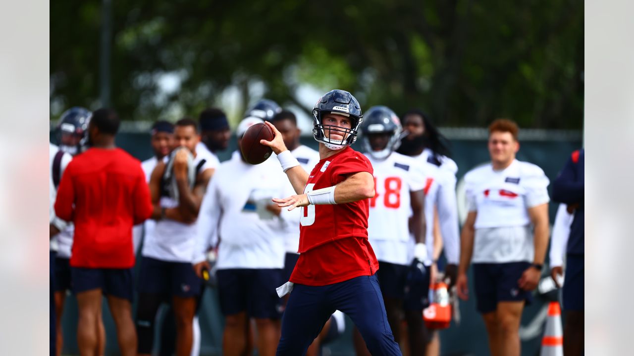 Houston Texans Legend Andre Johnson said he's spoken with rookie DB Derek  Stingley, Jr., and he's impressed.