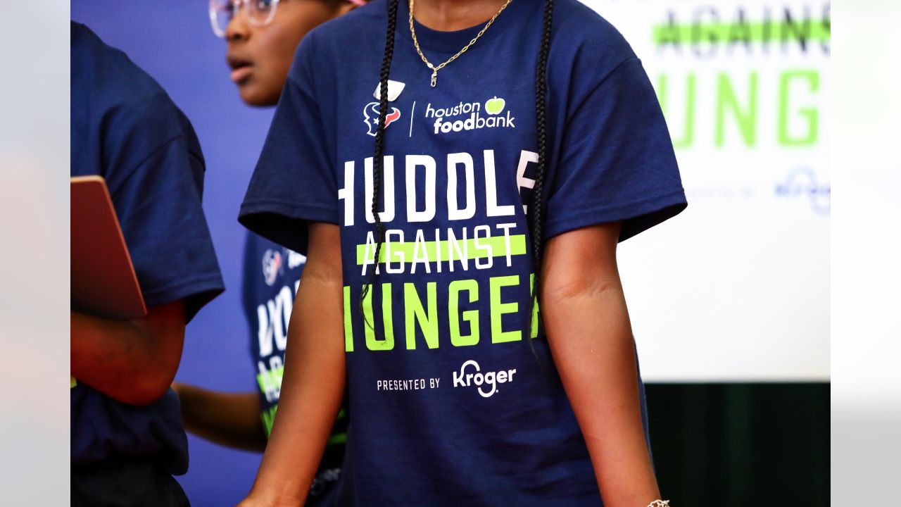 Houston Texans at Huddle Against Hunger at Rosa Parks Elementary