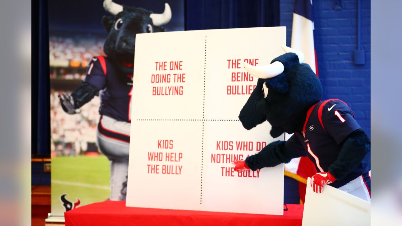 Texans mascot Toro battles bullying, Free