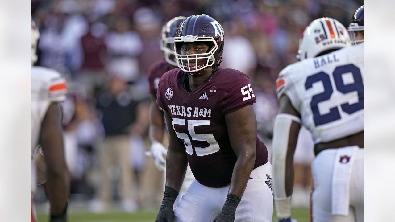 Breaking down Texas A&M Aggies offensive lineman Kenyon Green's college  highlights