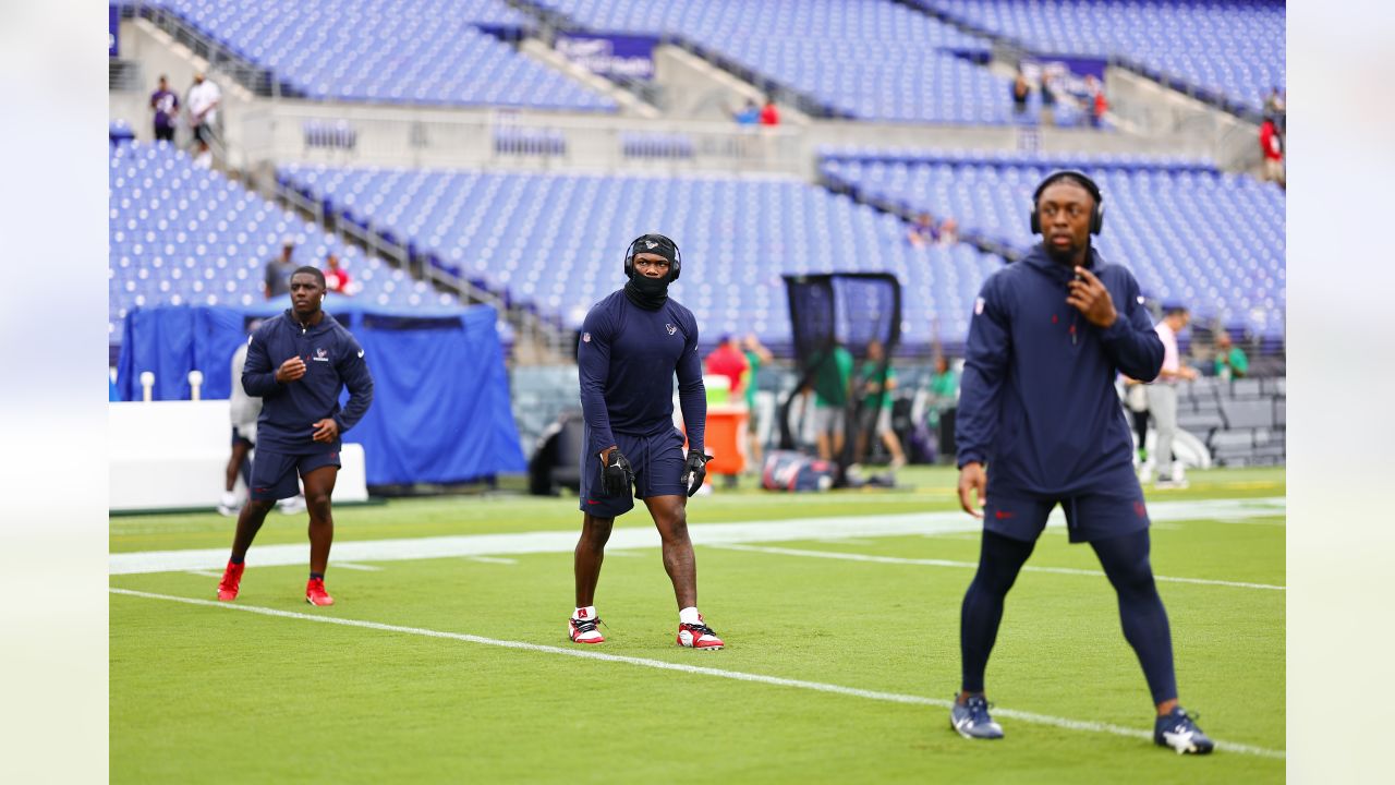 \ud83d\udcf8 Pregame Warmups: Texans prepare for 2023 season opener at Ravens