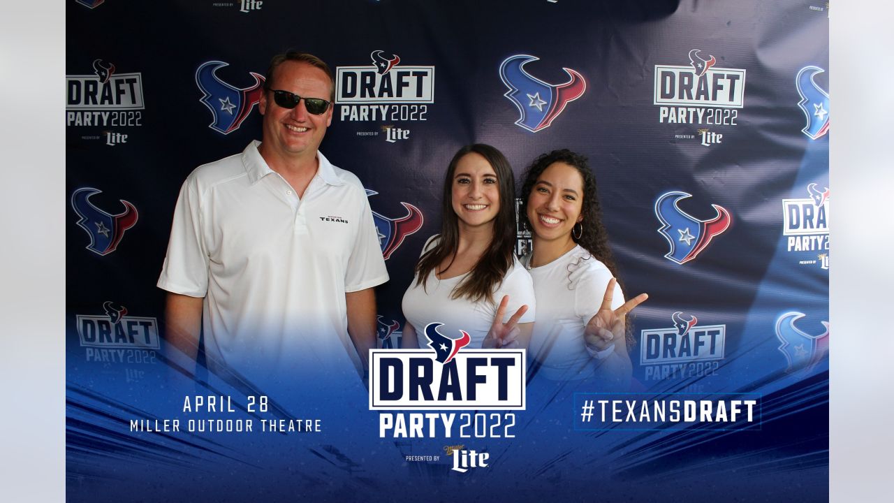 Houston Texans on X: Throwback to the 2022 NFL Draft party 