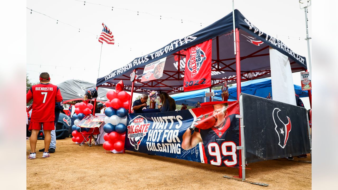 Houston Texans - The #JAXvsHOU H-E-B Tailgaters of the