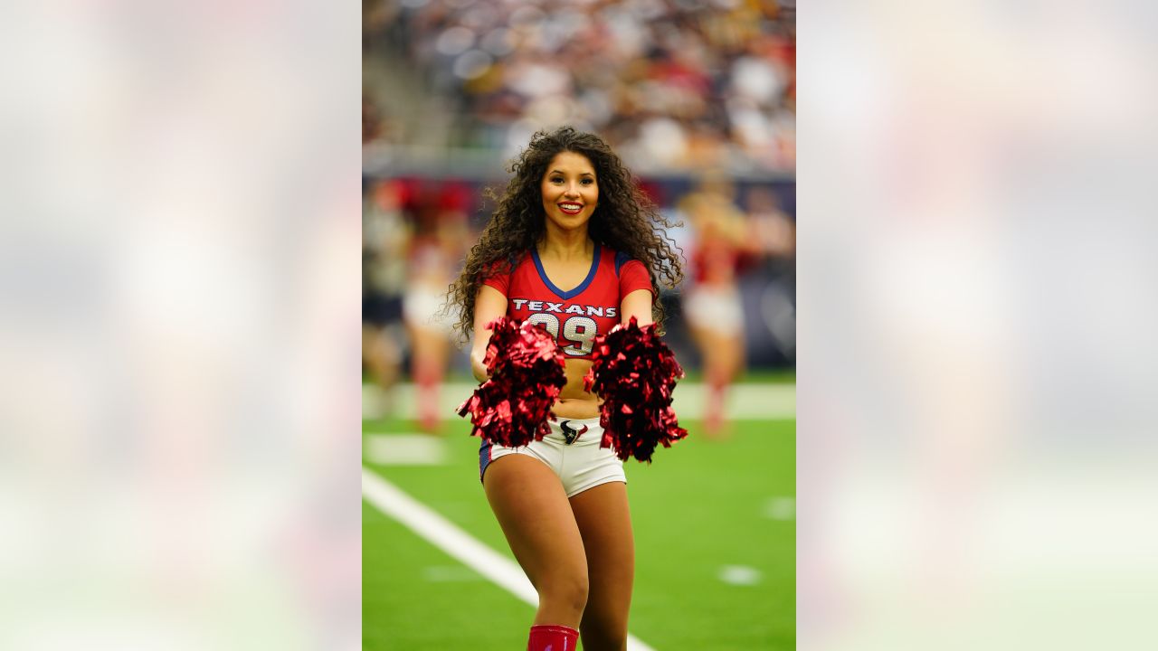 Cheer: Texans vs. Steelers