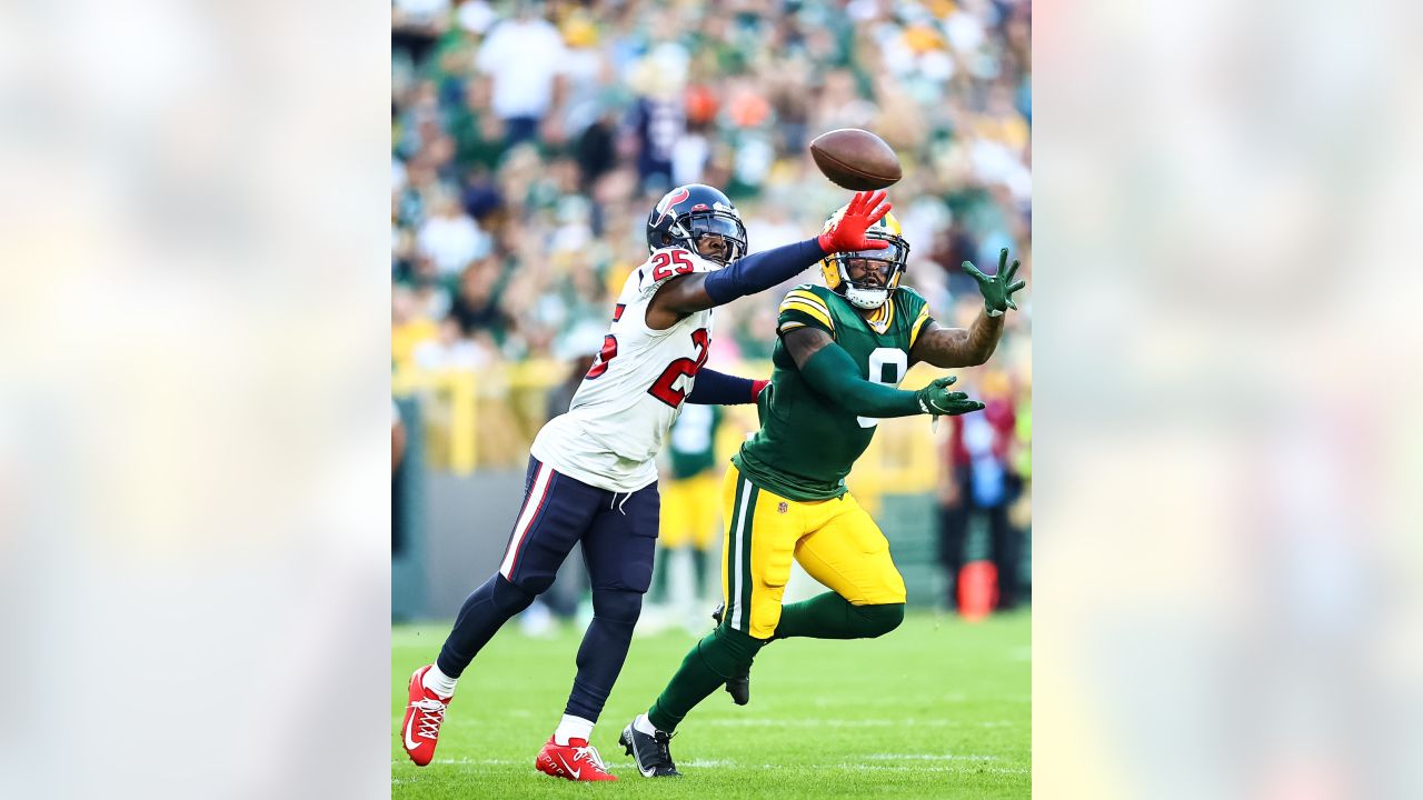 Love showcases his skills, Packers fall to Texans 26-7 in first