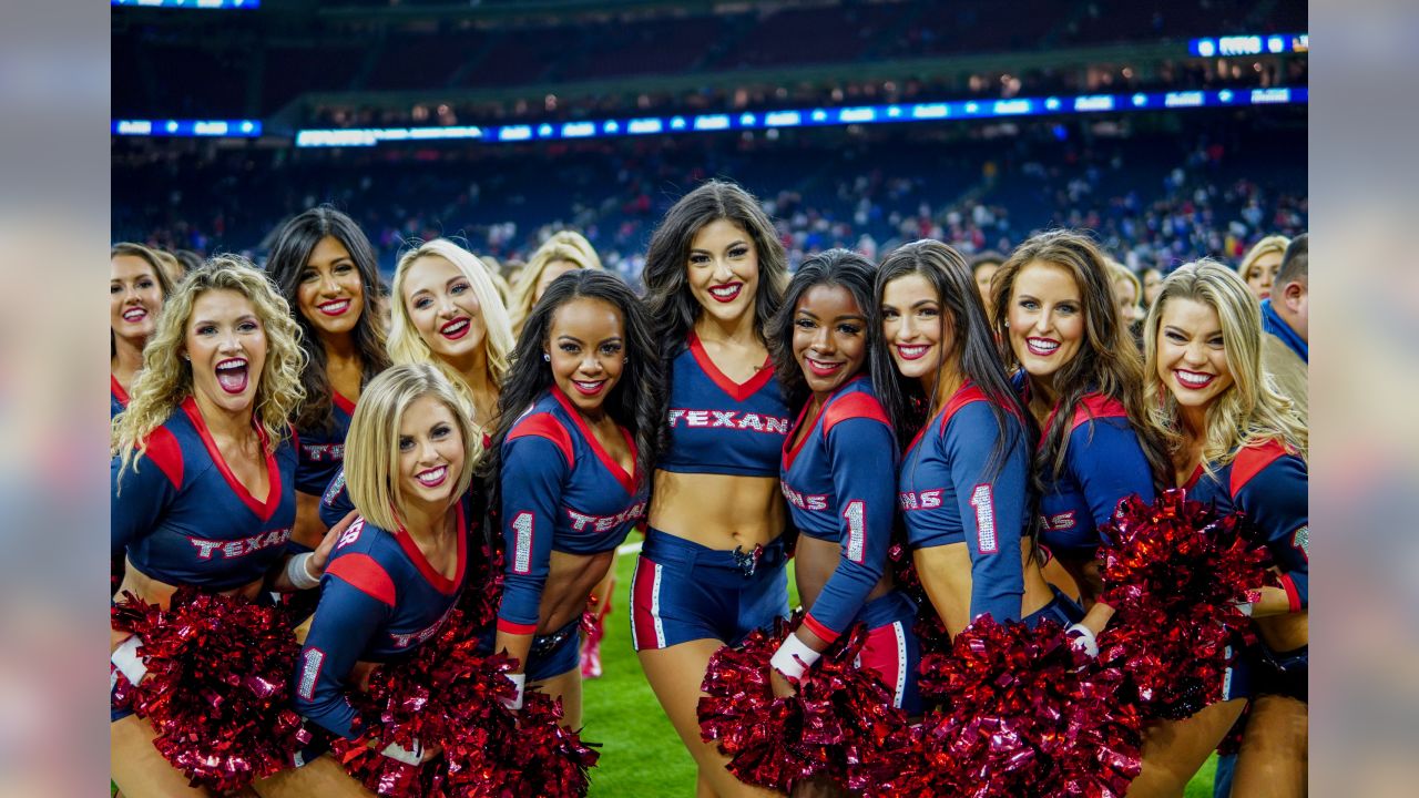 Houston Texans Cheerleaders Photos from Texans vs LA Rams – Pro Dance Cheer