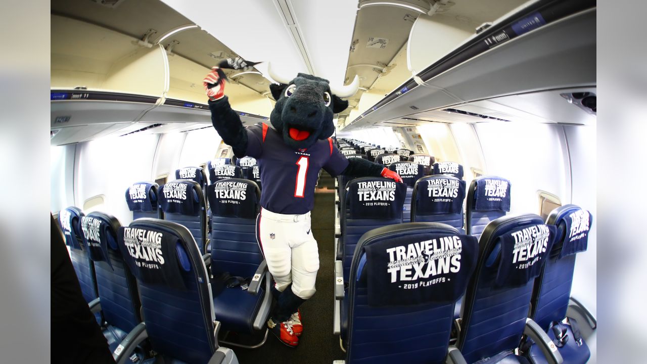 The Houston Texans and United Airlines teamed up to fly in two