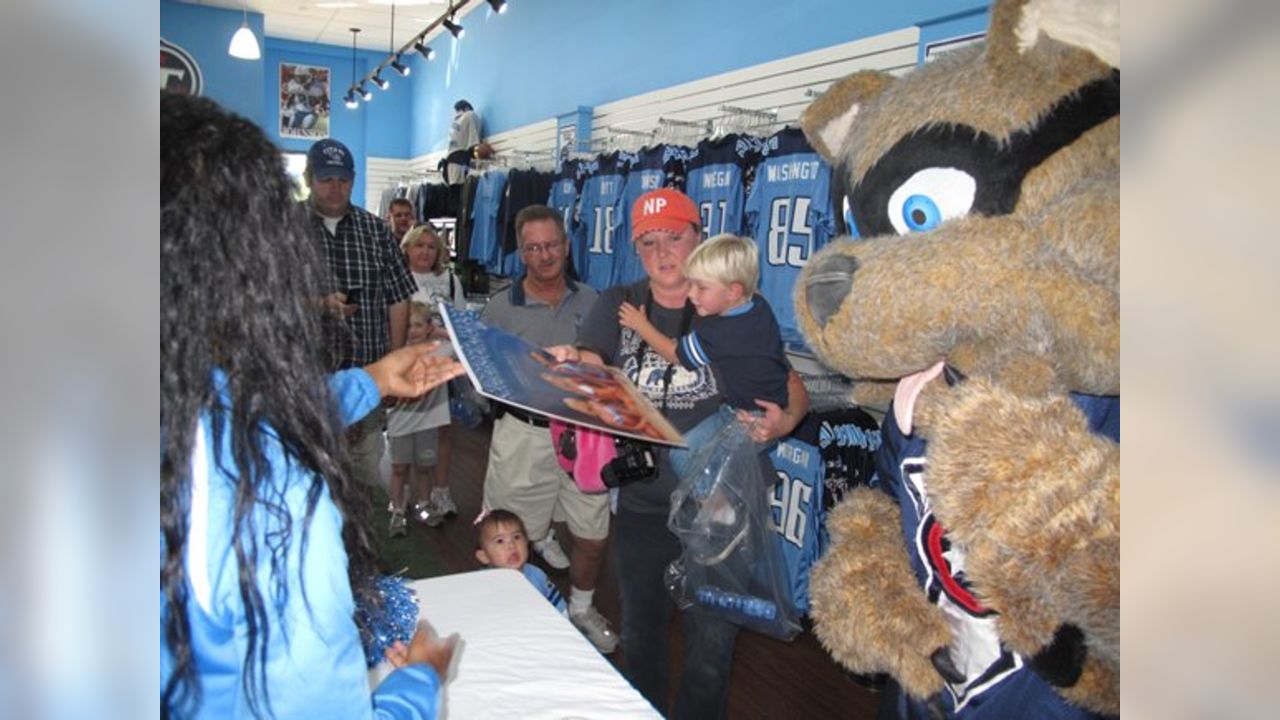 Titans Locker Room Store