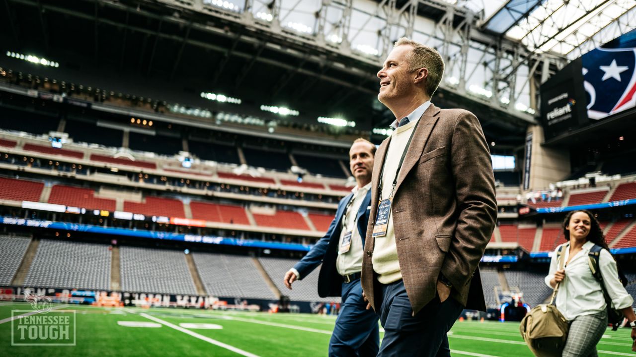 Player Arrival Photos  2022 Week 8 at Texans